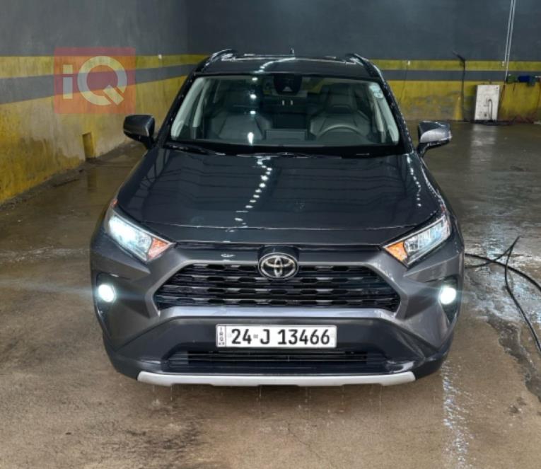 تويوتا راف 4